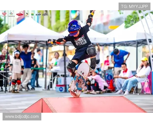 重庆滑板队在极限运动世界杯中的蜕变与成长之路探秘