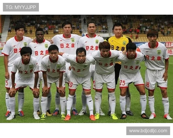 重庆足球队与广州足球队的耐力较量赛后分析与反思 重庆足球队与广州足球队的耐力较量赛后分析与反思